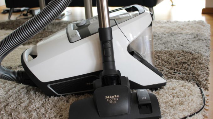 miele-blizzard-cx-1-derbeutellose-saubsauger-im-test-37