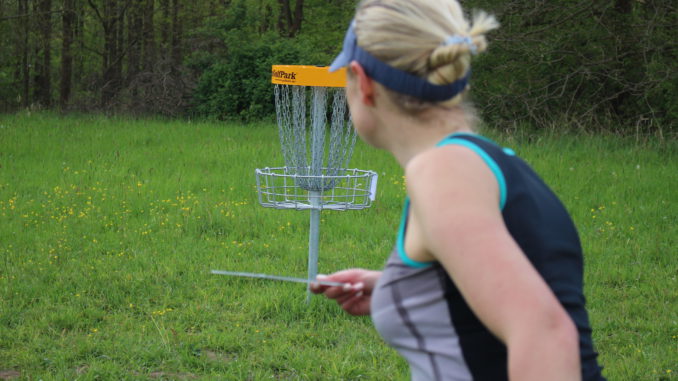 Put am Discgolf Korb Put am Discgolf Korb