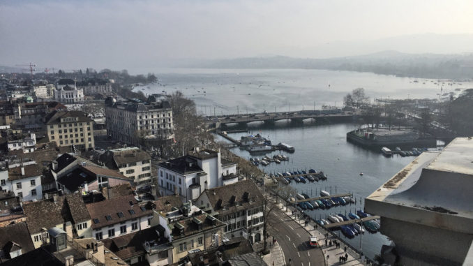 Der Zürichsee von oben