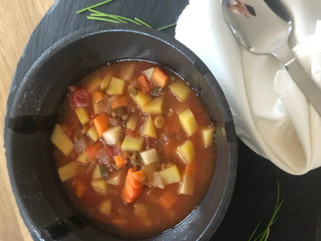 Köstliche Vegane Linsensuppe Zum Abnehmen: Kalorienarm Und Einfach